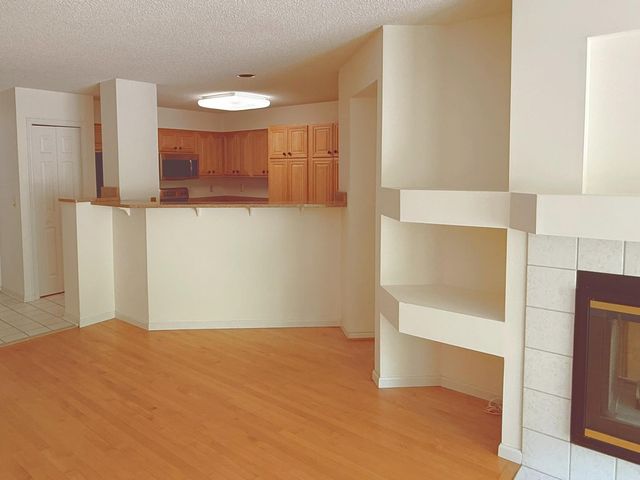 15575 17th Place N, Plymouth, MN 55447