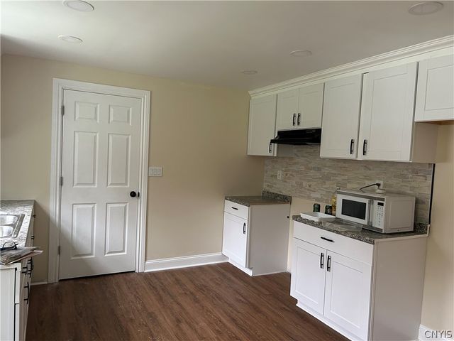 474 East Seneca trnpke Turnpike, Syracuse, NY 13205