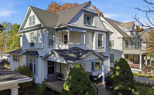 507 N Hennepin Avenue, Dixon, IL 61021