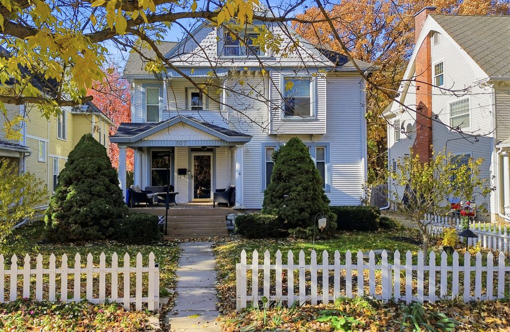 507 N Hennepin Avenue, Dixon, IL 61021