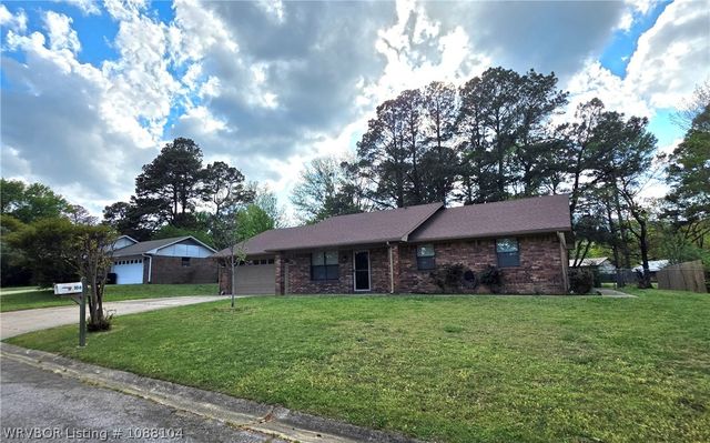 106 Patrick Lane, Poteau, OK 74953