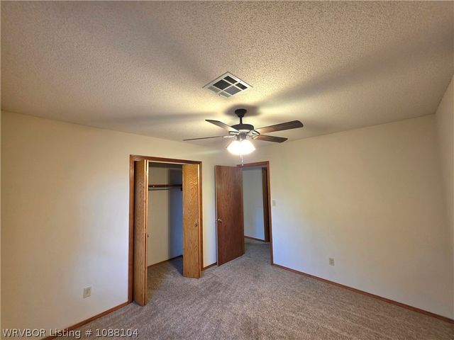 106 Patrick Lane, Poteau, OK 74953