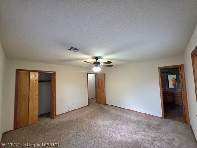 106 Patrick Lane, Poteau, OK 74953