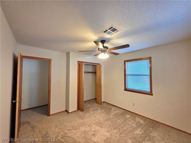 106 Patrick Lane, Poteau, OK 74953