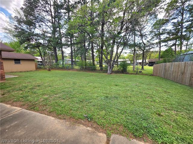 106 Patrick Lane, Poteau, OK 74953