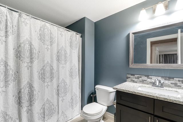 4811 N Emerald Court, Maize, KS 67101