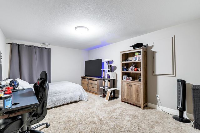 4811 N Emerald Court, Maize, KS 67101