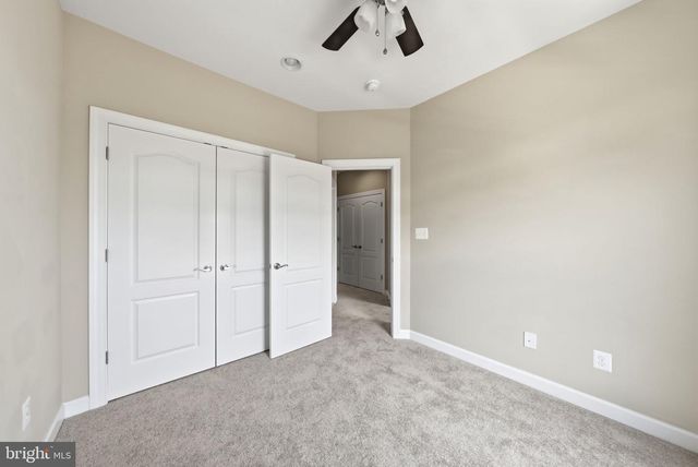 22883 EILEEN SQ, Sterling, VA 20166