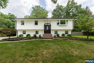 3 Antrim Road, Montvale, NJ 07645