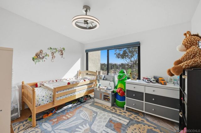 8963 Caminito Fresco, La Jolla, CA 92037