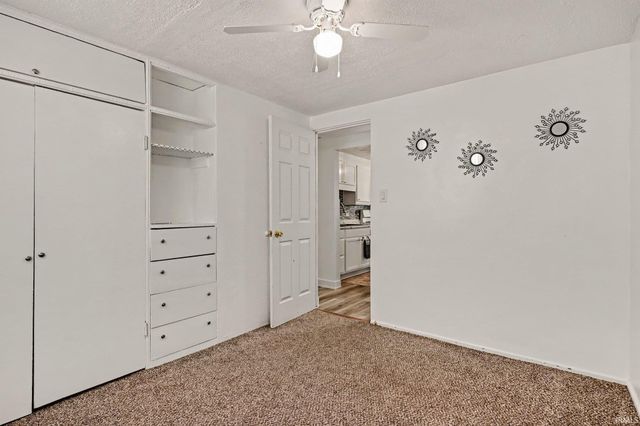 942 Beale Street, South Bend, IN 46616