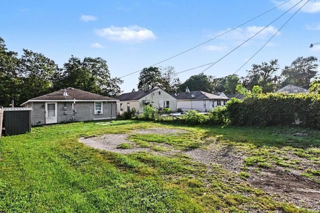 942 Beale Street, South Bend, IN 46616