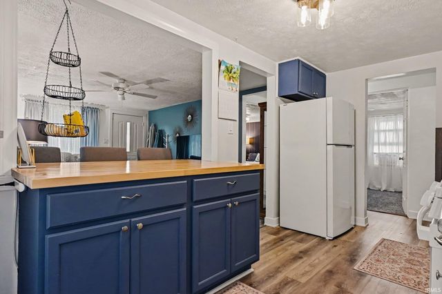 942 Beale Street, South Bend, IN 46616