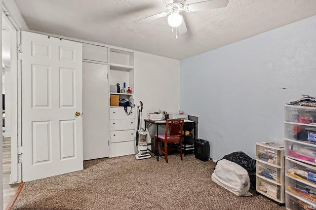 942 Beale Street, South Bend, IN 46616