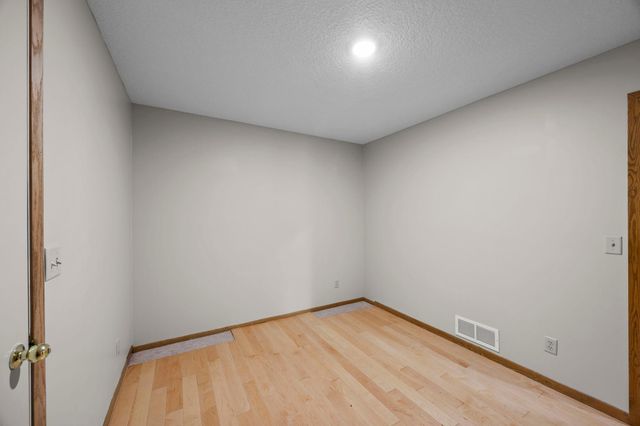 1332 2nd Avenue SE 795, Cambridge, MN 55008