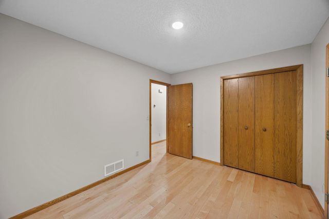 1332 2nd Avenue SE 795, Cambridge, MN 55008
