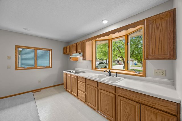 1332 2nd Avenue SE 795, Cambridge, MN 55008