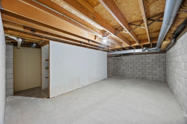 1332 2nd Avenue SE 795, Cambridge, MN 55008