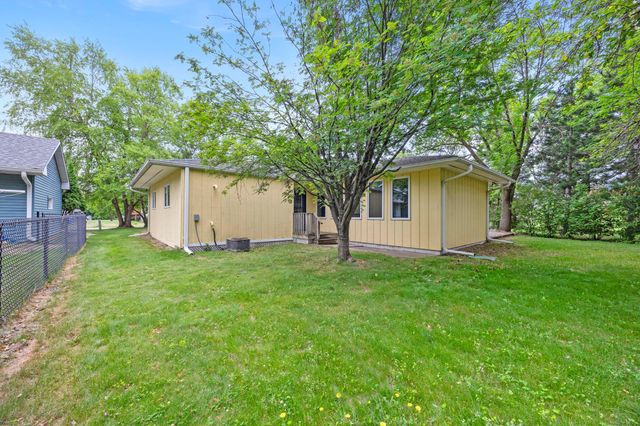 1332 2nd Avenue SE 795, Cambridge, MN 55008