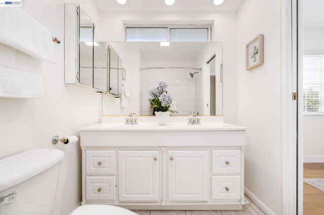 780 Quiet View Ct, Walnut Creek, CA 94597