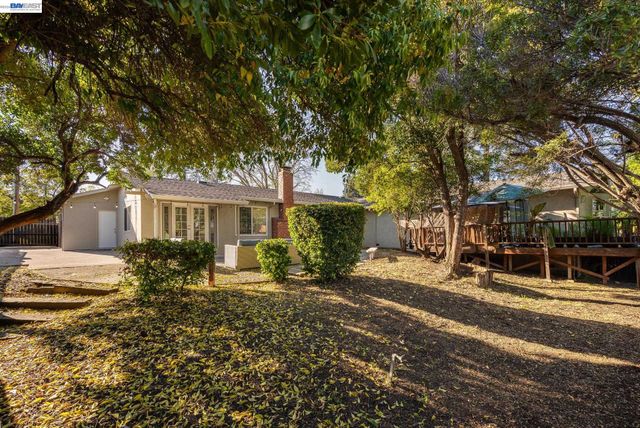 780 Quiet View Ct, Walnut Creek, CA 94597