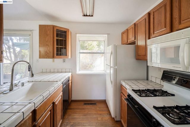 780 Quiet View Ct, Walnut Creek, CA 94597