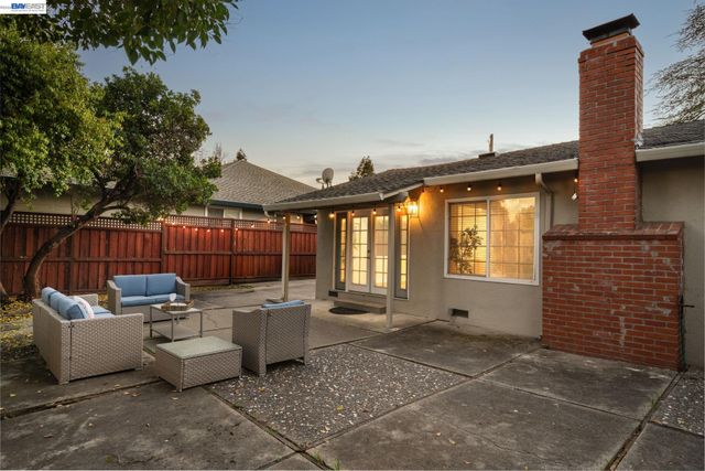 780 Quiet View Ct, Walnut Creek, CA 94597