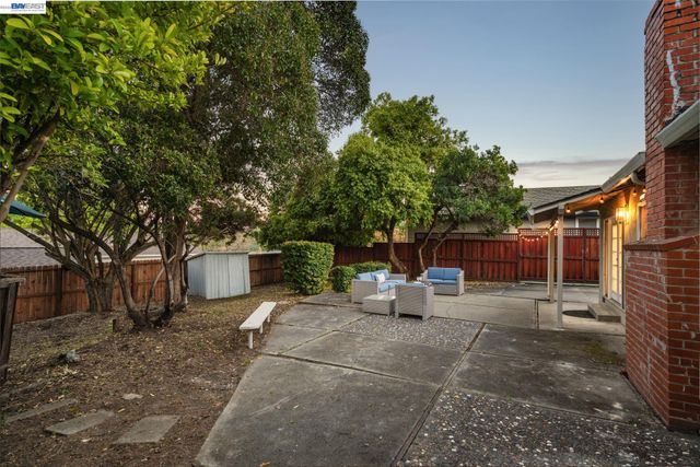 780 Quiet View Ct, Walnut Creek, CA 94597