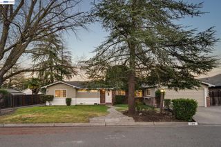 780 Quiet View Ct, Walnut Creek, CA 94597