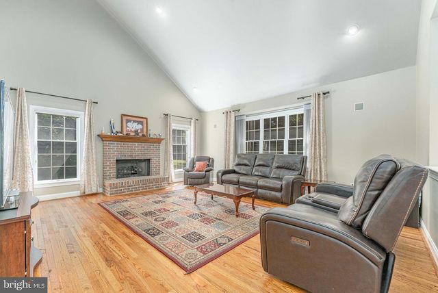 2069 SAINT ANDREWS DR, Berwyn, PA 19312