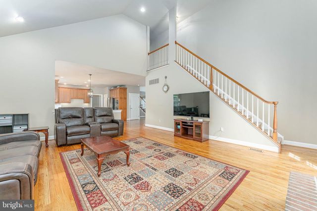2069 SAINT ANDREWS DR, Berwyn, PA 19312