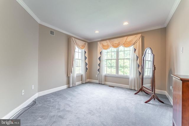 2069 SAINT ANDREWS DR, Berwyn, PA 19312