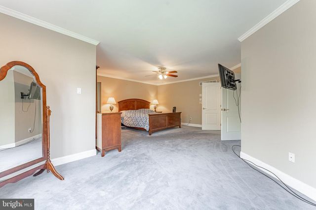 2069 SAINT ANDREWS DR, Berwyn, PA 19312