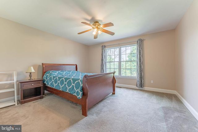 2069 SAINT ANDREWS DR, Berwyn, PA 19312