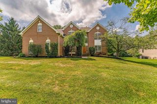 2069 SAINT ANDREWS DR, Berwyn, PA 19312