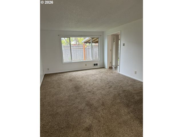 4324 47TH Ave Ne, Salem, OR 97305