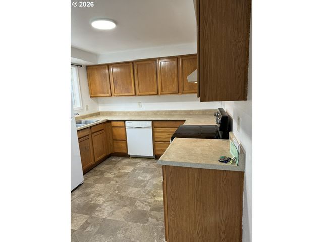 4324 47TH Ave Ne, Salem, OR 97305