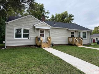 5318/5320 7TH Avenue, Moline, IL 61265