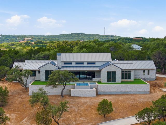 19559 Sandcastle DR, Spicewood, TX 78669