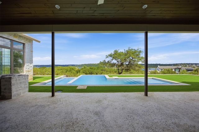 19559 Sandcastle DR, Spicewood, TX 78669