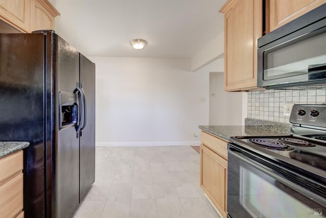 2100 San Gabriel St, Fairfield, CA 94533