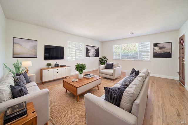 2100 San Gabriel St, Fairfield, CA 94533