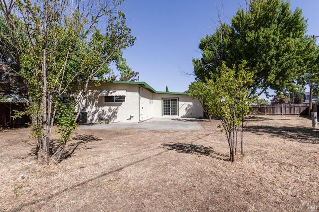2100 San Gabriel St, Fairfield, CA 94533