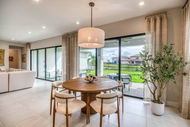 10050 Skyloft Street, Palm Beach Gardens, FL 33412