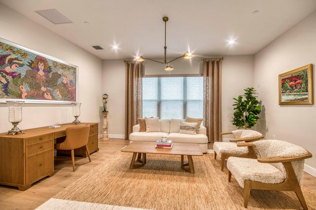 10050 Skyloft Street, Palm Beach Gardens, FL 33412