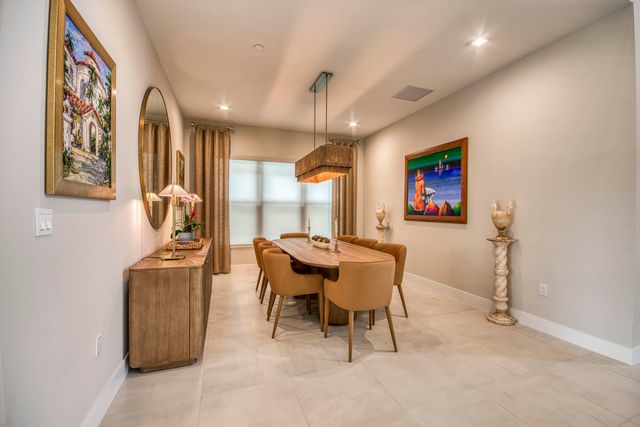 10050 Skyloft Street, Palm Beach Gardens, FL 33412