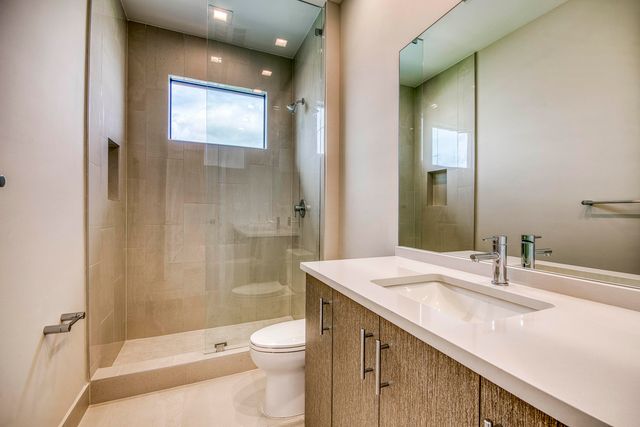 10050 Skyloft Street, Palm Beach Gardens, FL 33412