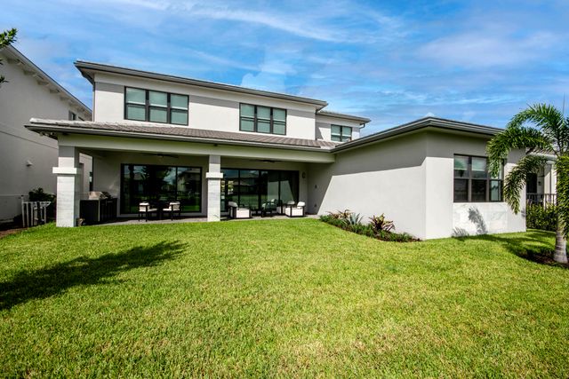 10050 Skyloft Street, Palm Beach Gardens, FL 33412