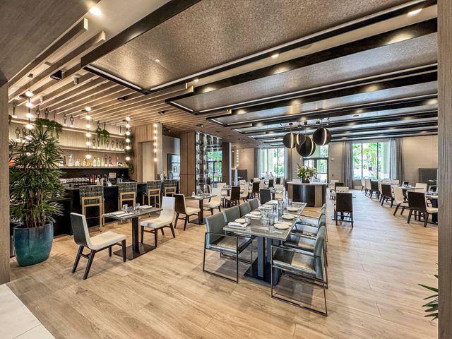 10050 Skyloft Street, Palm Beach Gardens, FL 33412