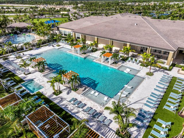 10050 Skyloft Street, Palm Beach Gardens, FL 33412